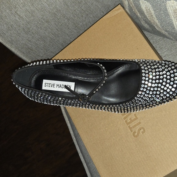 NWT Steve Madden Black Rhinstones Shoes - Picture 3 of 9